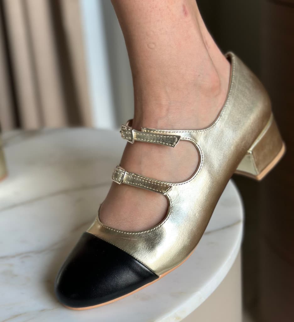 Pantofi dama Jordan Aurii