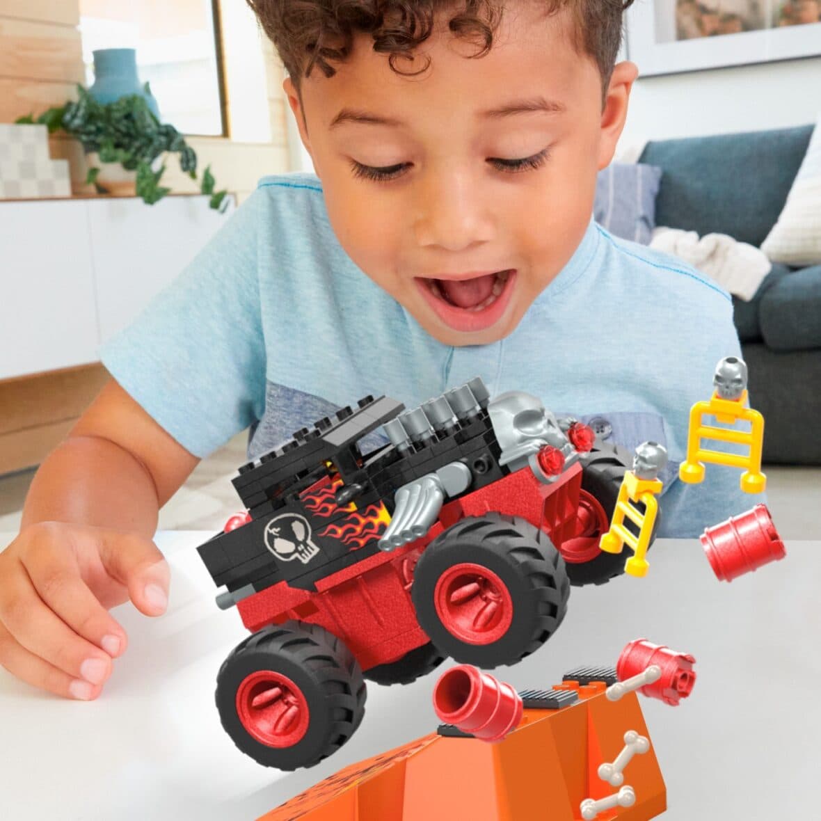 Set constructie - Cursa Bone Shaker Crush | Mattel