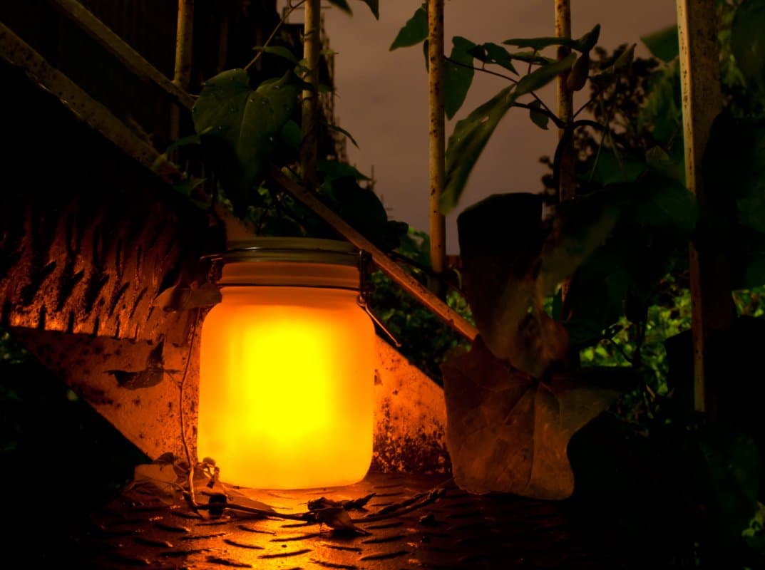 Lampa cu incarcare solara in forma de borcan - Yellow | Suck Uk