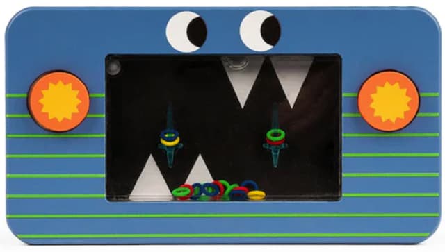 Joc portabil - Wooden Water Game - Mai multe modele | Kikkerland
