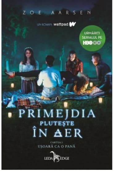 Primejdia pluteste in aer | Zoe Aarsen