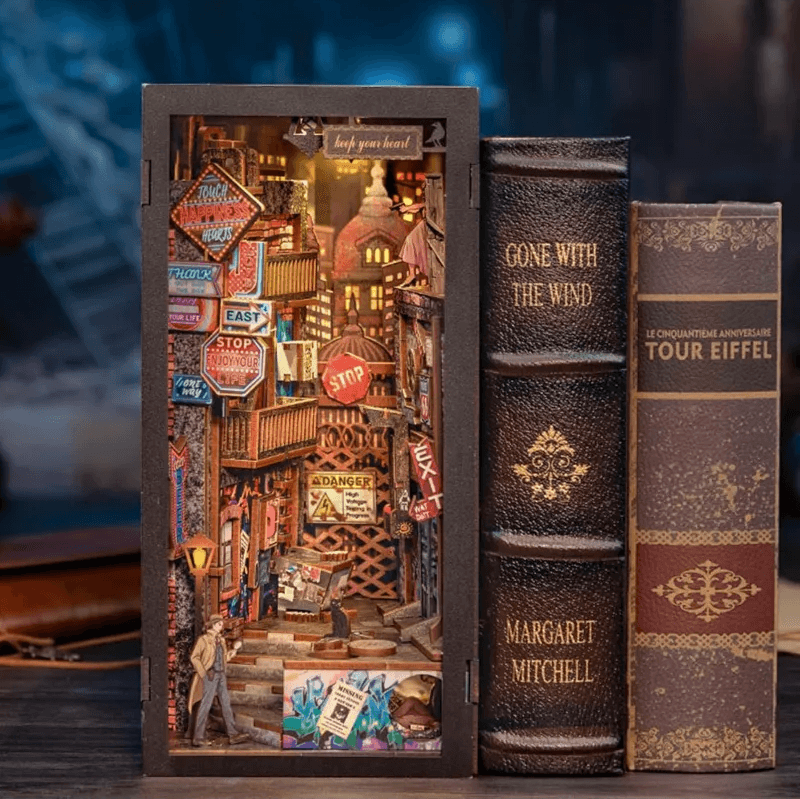 Puzzle 3D 238 piese - Cotor de carte - The Long Goodbye | Cutebee