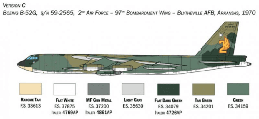 Kit de construit - Avion B-52G Stratofortress cu rachete Hound Dog | Italeri