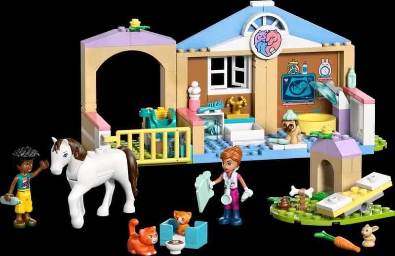 LEGO Friends - Animal Vet Clinic (42696) | LEGO