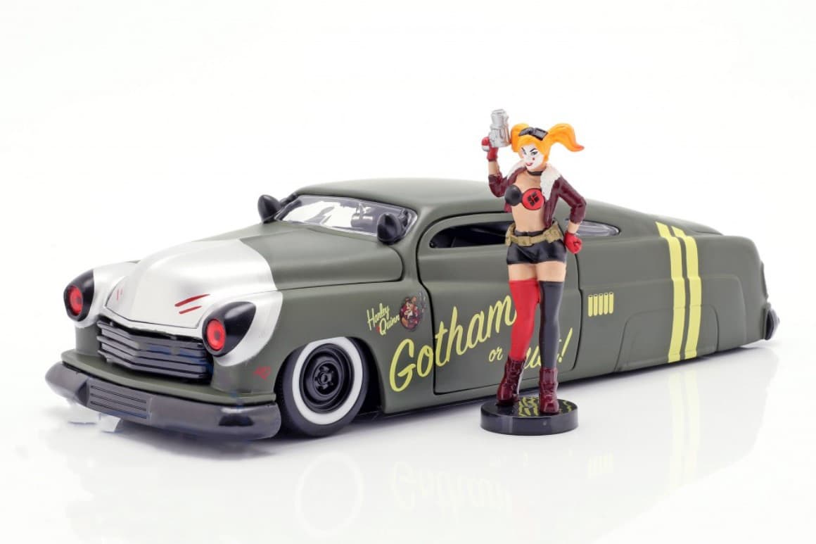 Macheta - DC Bombshells 1951 Mercury Harley Quinn 1:24 | DC Comics