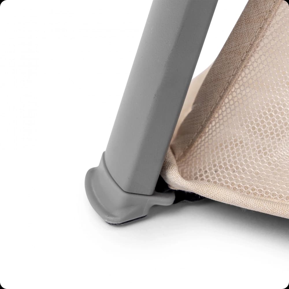 Patut de calatorie 2 in 1 pentru copii Kidnort Bleke Beige, pliabil si portabil, intrare laterala cu fermoar, dimensiune 77 x 63.2 x 28 cm, include geanta de transport