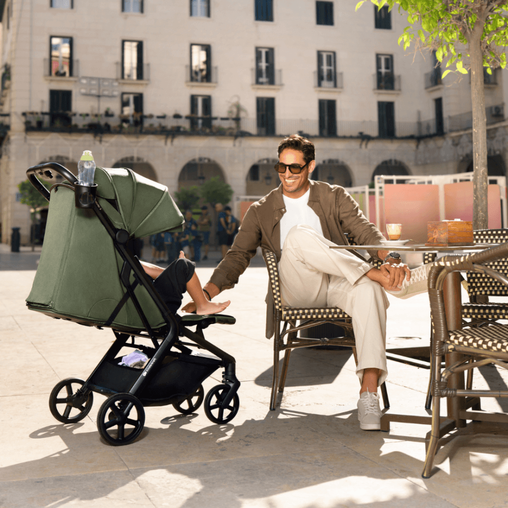 Carucior pentru copii Kinderkraft Nubi 3 Mystic Green autopliabil, cadru din aluminiu, greutate admisa 22 kg, accesorii incluse