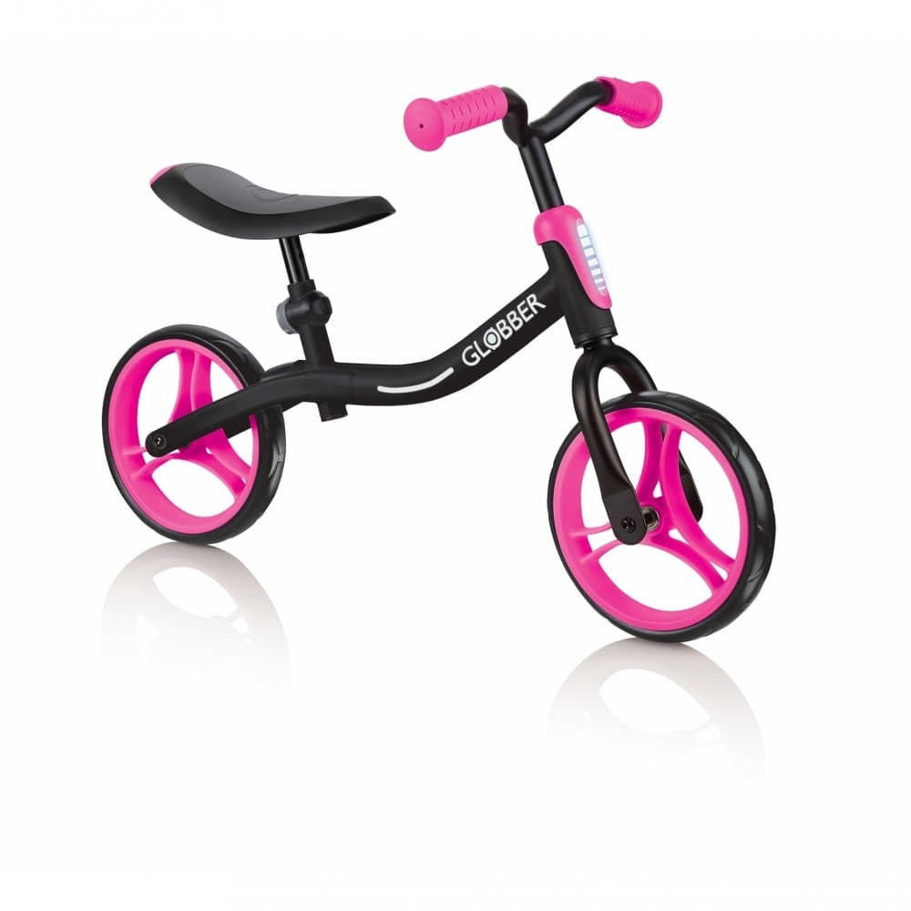 Bicicleta copii fara pedale Globber Go Bike Roz 8.5 inch, scaun reglabil pe 3 nivele de inaltime 33-37 cm, 2-5 ani, greutate maxima 20 kg, stickere reflectorizante pe ghidon, cadru foarte usor si robust