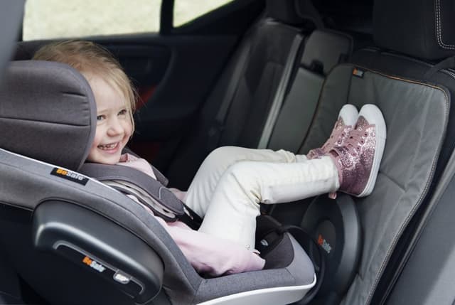 Protectie bancheta pentru scaun auto copii