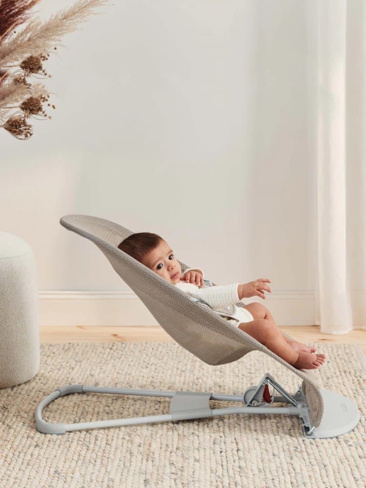 Balansoar Balance Soft Grey BeigeWhite Mesh Baby Bjorn