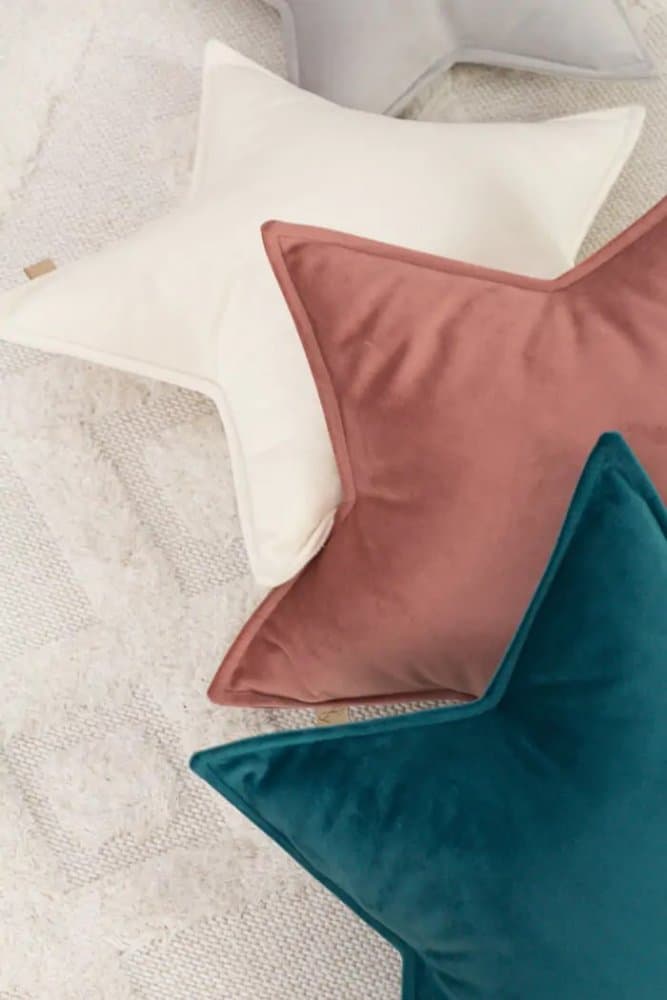 Perna stea Velvet culoare crem perlat catifea marimea S 39 cm