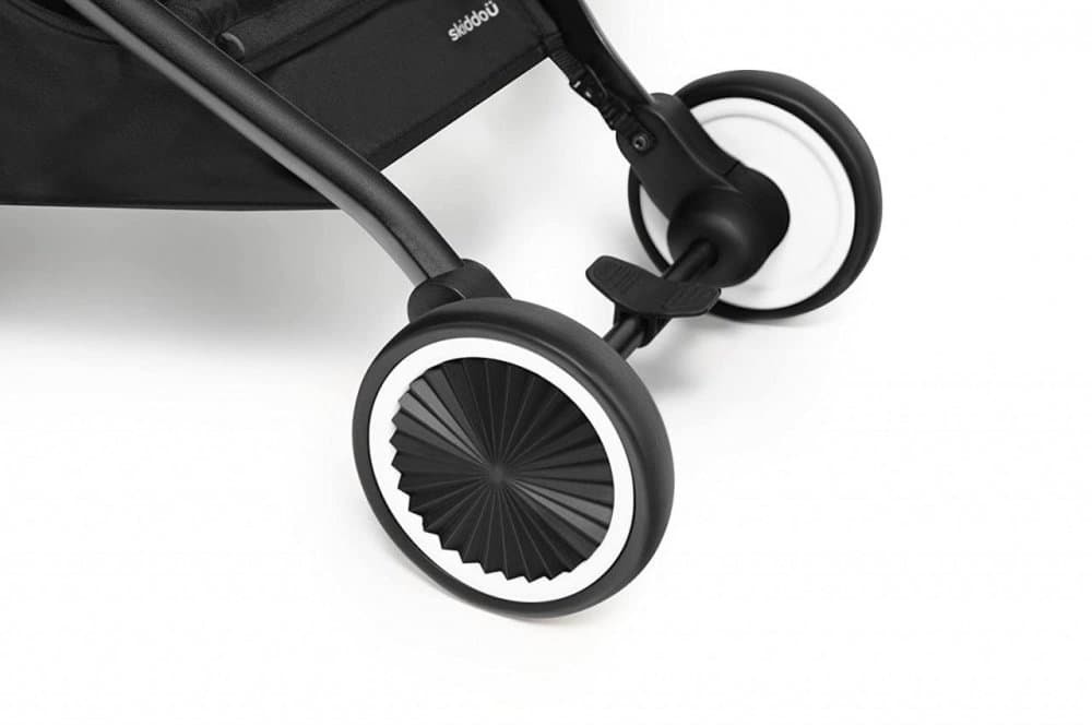 Carucior sport pliabil ultracompact pentru calatorii Espoo+ Onyx Skiddou Negru