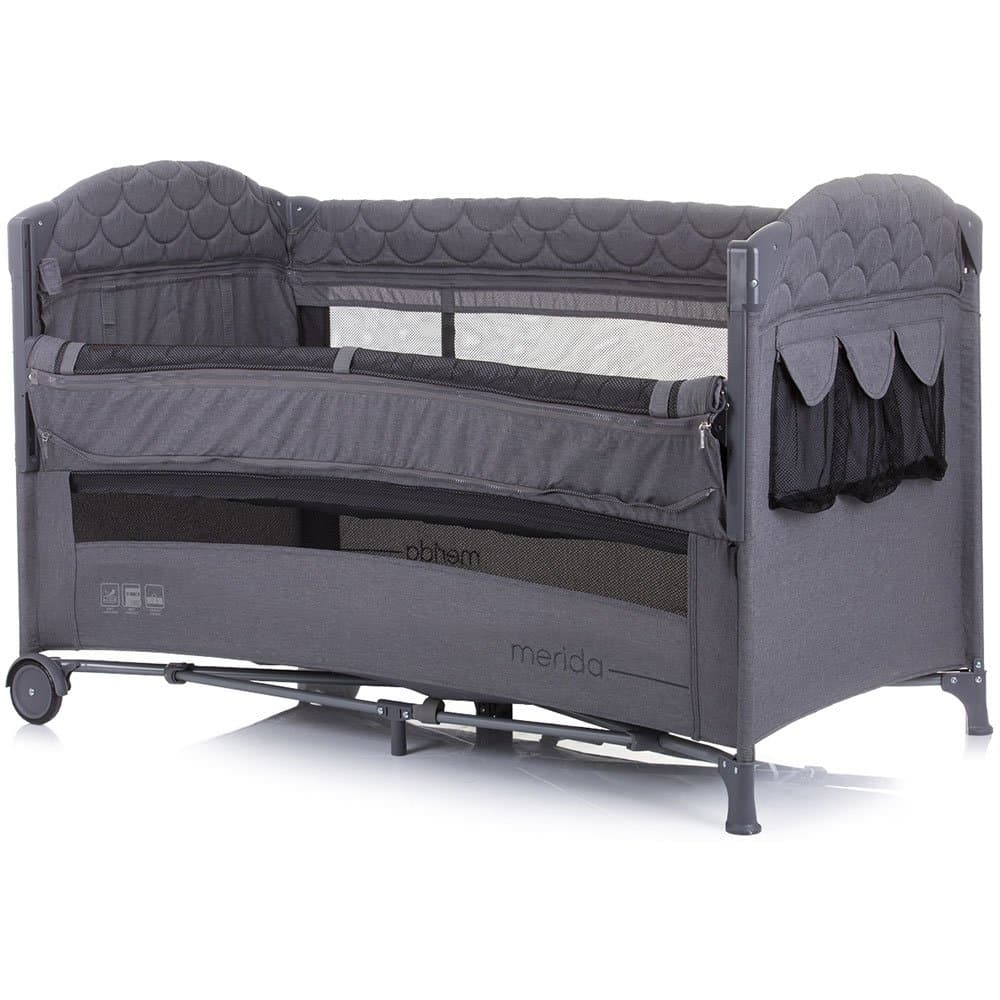 Patut Chipolino Merida graphite linen pliabil, cu laterala culisanta, sistem side-sleeping, roti cu sistem blocare, buzunar depozitare