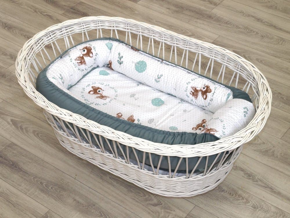 Suport de dormit Babynest by Amy Premium bumbac si catifea Caprioara mica 70x45x15 cm