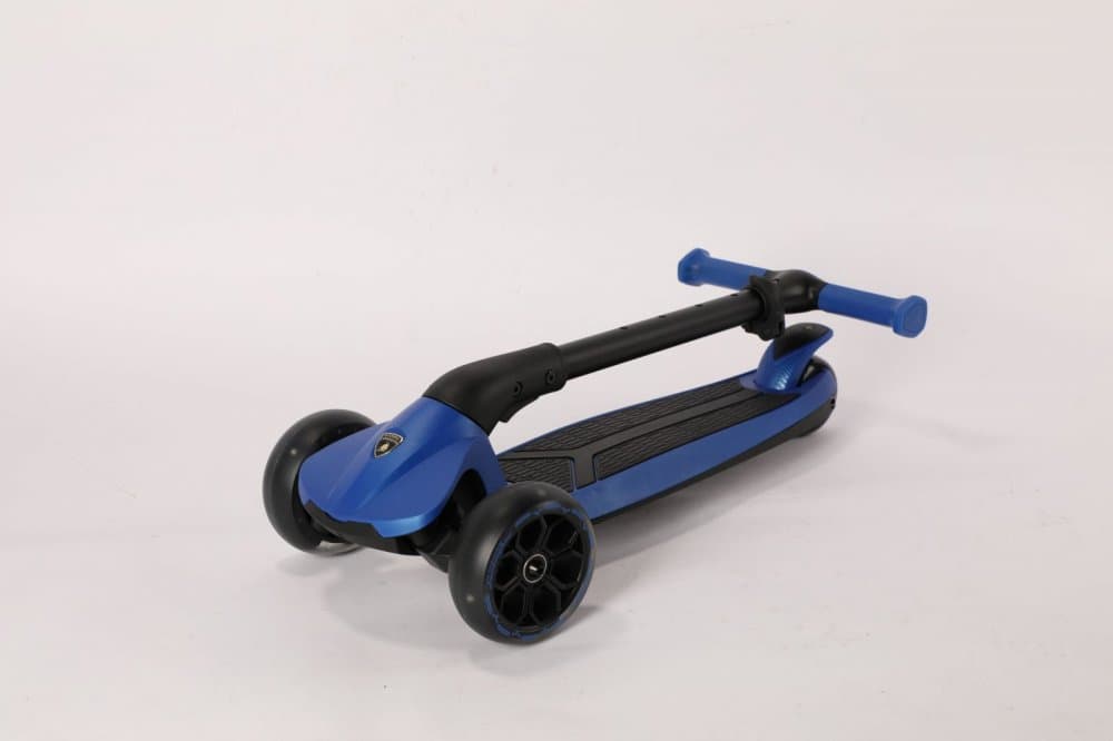 Trotineta pentru copii cu 3 roti pliabila Lamborghini Albastru, ghidon reglabil, platforma antiderapanta, roti Led, greutate admisa 50 kg