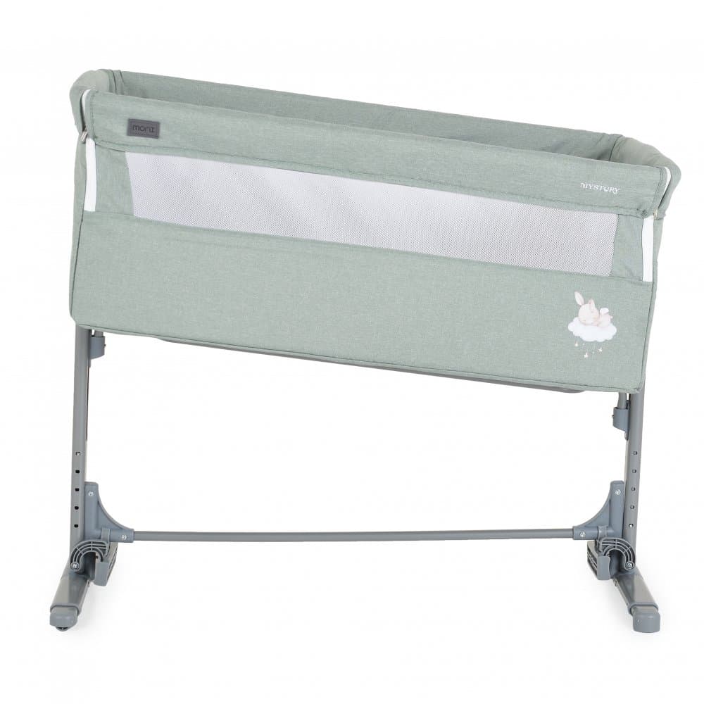 Patut Co-Sleeper Moni Mystery Green 93x69x72-84 cm multifunctional cu laterala culisanta,functie leganare,pozitie anti-reflux, 5 pozitii de reglare a inaltimii,saltea si geanta transport incluse