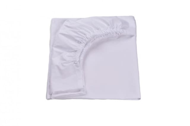 Set 3 cearsafuri alb roz si model stelute roz + protectie impermeabila patut 90x4050 cm