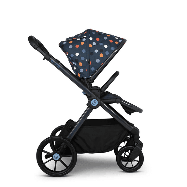 Carucior pentru copii Cosatto Giggle 4 Spot On 3 in 1 cu sezut reversibil, sasiu din aluminiu, suspensie, bara detasabila, maner telescopic, greutate admisa 25 kg