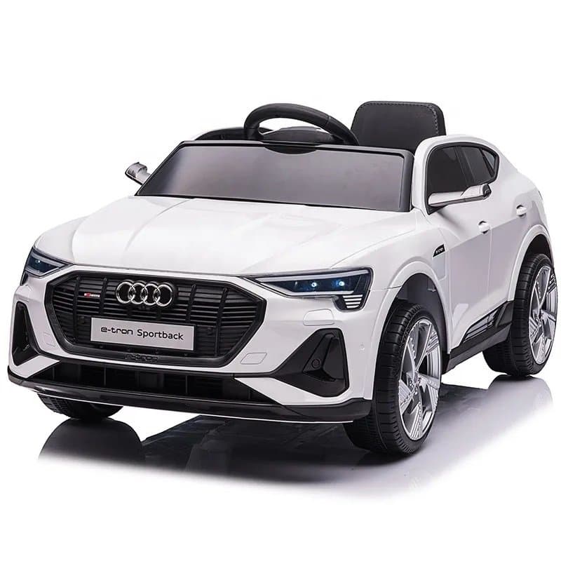 Masinuta electrica pentru copii Audi E-Tron SportBack White cu licenta,roti eva,scaun piele,acumulator 12V,suspensii,sistem troller,usi cu deschidere,slow start,lumini LED,mp3usb,oglinzi retrovizoare,sarcina maxima 30 kg