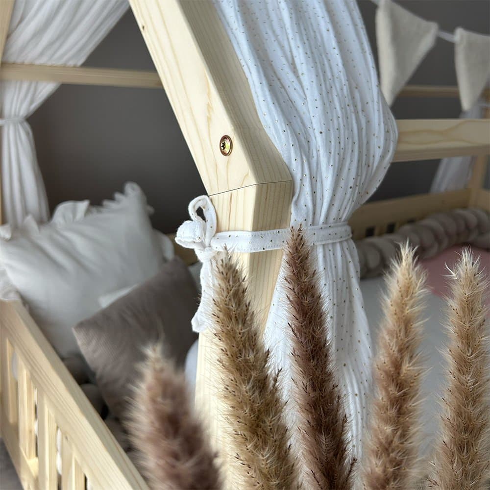 Pat copii montessori tip casuta, LittleAmy, Angel Nest, Balustrade cu bare rotunde, Natur, 90 x 200 cm