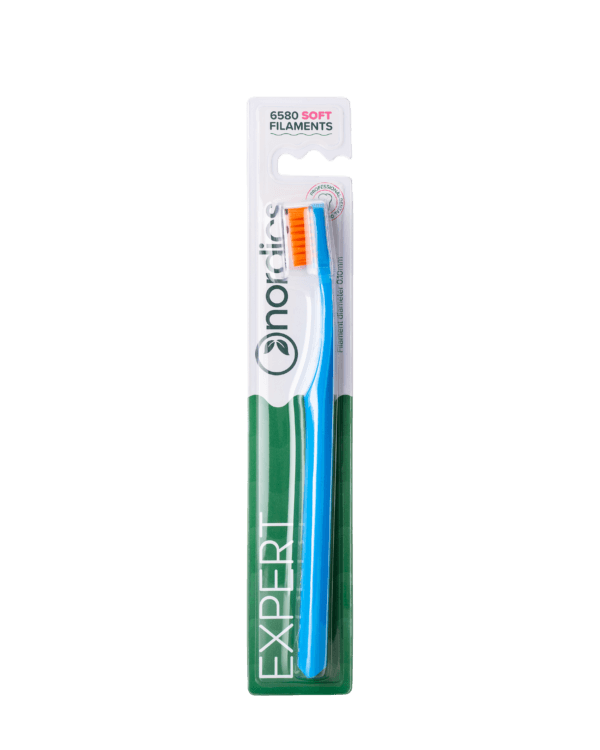 Periuta de dinti Expert Curve 6580 filamente - moale - albastru Nordics