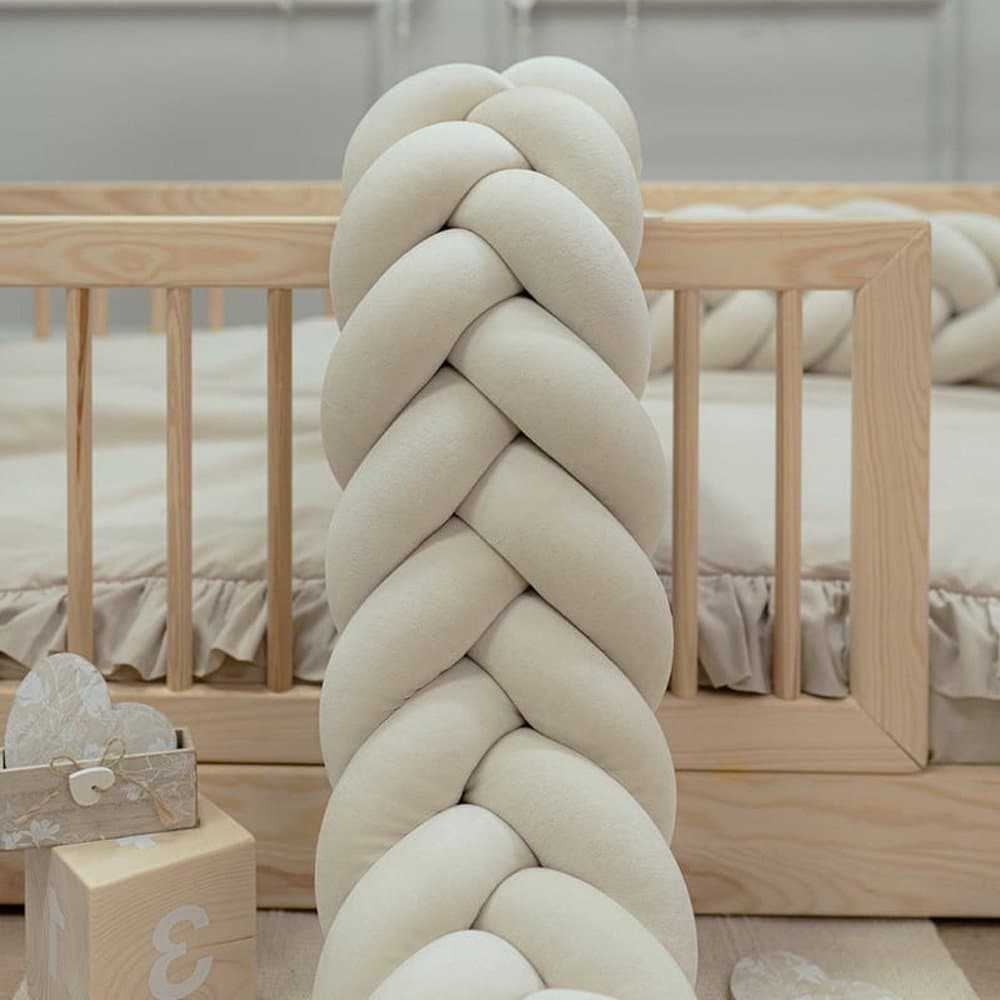 Protectie de pat impletita, MiniMini, Velvet Magic, Crem, 200 cm