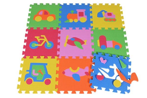 Covoras puzzle colorat Knorr Toys Trafic 9 piese din spuma moale Eva 30x30x1 cm izolator si antiderapant 3 ani+