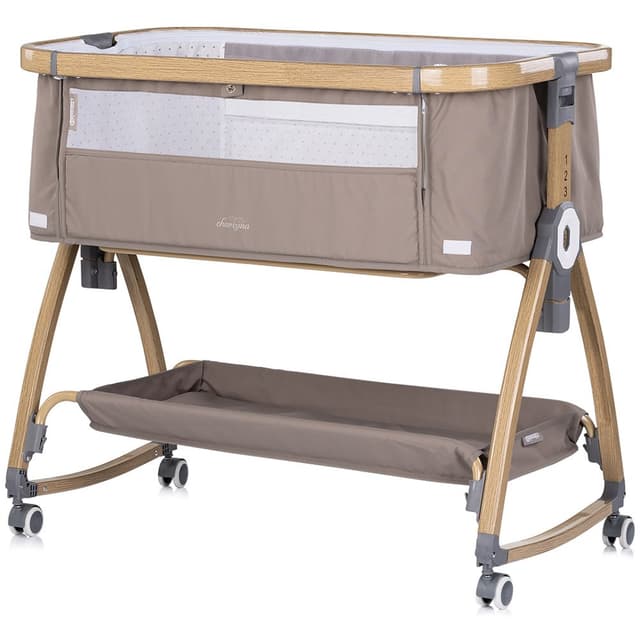 Patut co-sleeper Chipolino Charisma Latte Wood cu laterala culisanta si functie de leagan